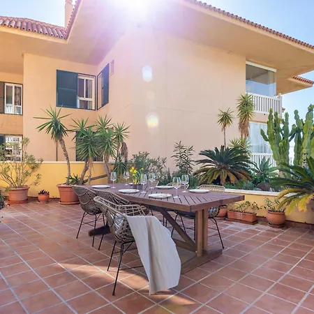 Apartment Lovely Higueron *